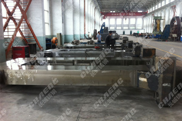 機(jī)架加工廠是如何處理大型鑄鋼件磨損的問題？